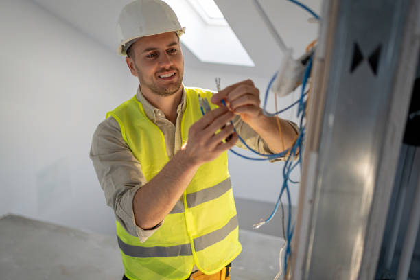 Best Affordable Emergency Electrician  in Holbrook, NY